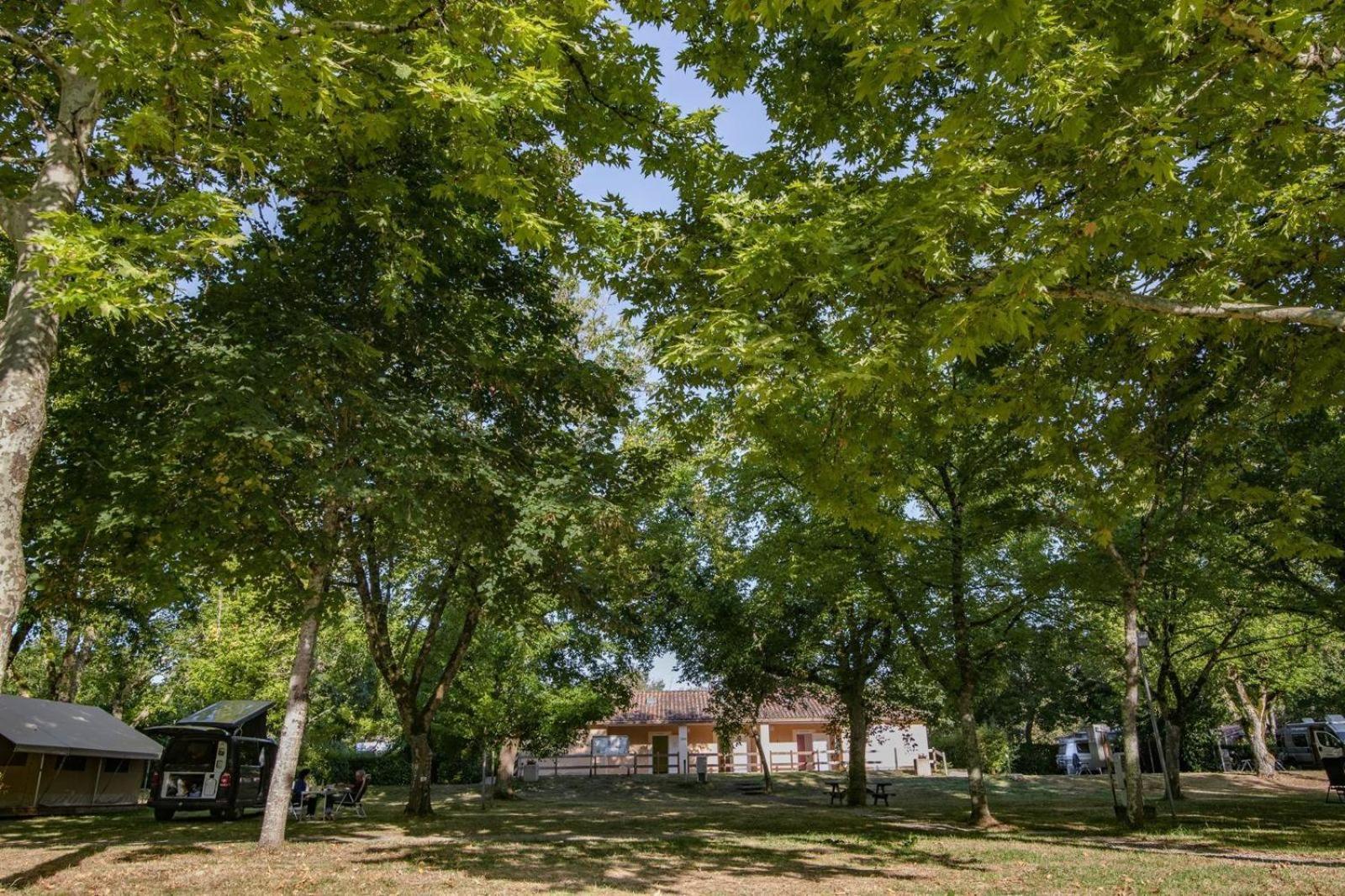 Camping Onlycamp L'Argente 콩돔 외부 사진